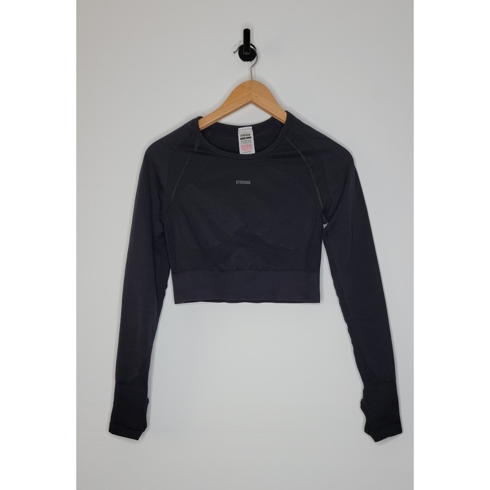 Gymshark‎ Women's Size Medium Black Cropped Long Sleeve Seamless Shirt